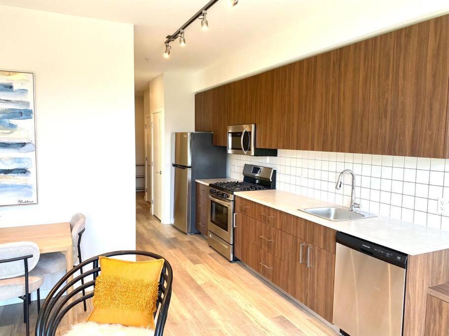 Lovely Brand New Suite ซิดนีย์ ภายนอก รูปภาพ